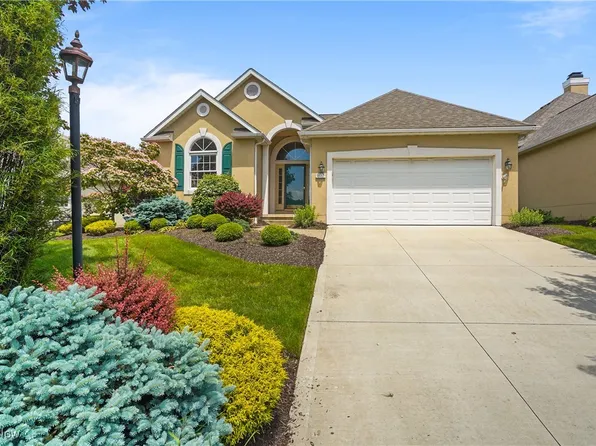 1983 Fox Trace Trl, Cuyahoga Falls, OH 44223