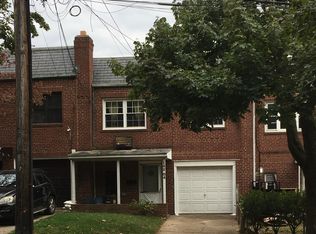 16204 Booth Memorial Ave, Flushing, NY 11365