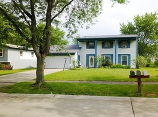 1907 Embassy Dr, Fort Wayne, IN 46816