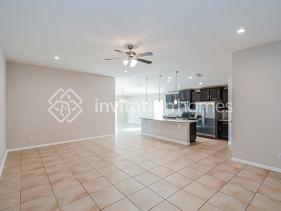 3rd image of 16071 Willow Bluff Ct