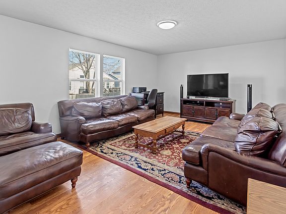 5th image of 2912 Ironstone Dr