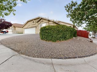 11001 Paso Fino Ave SW, Albuquerque, NM 87121
