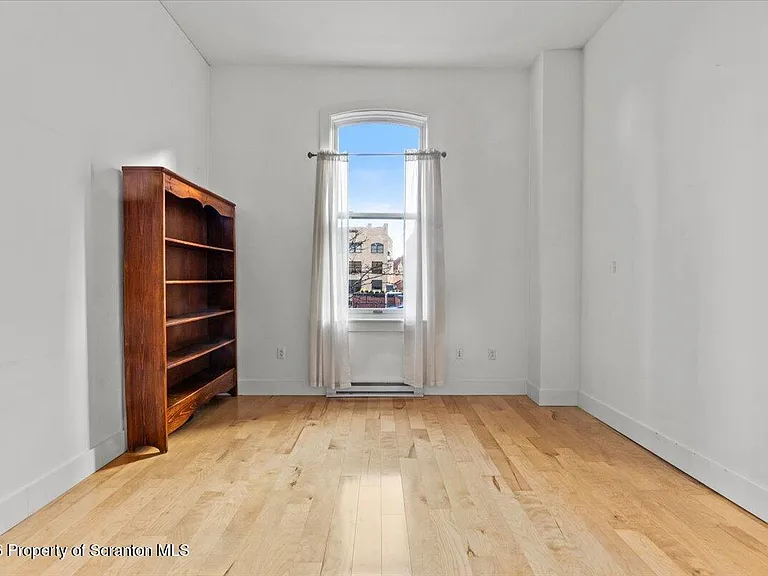 509 Bogart Pl #202 — Photo 14