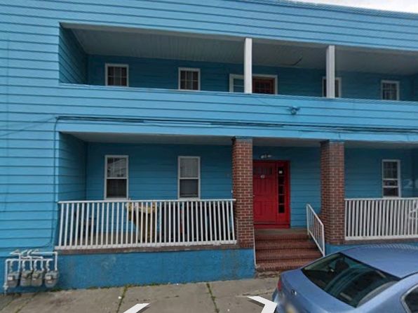 40 W 11th St Unit 2