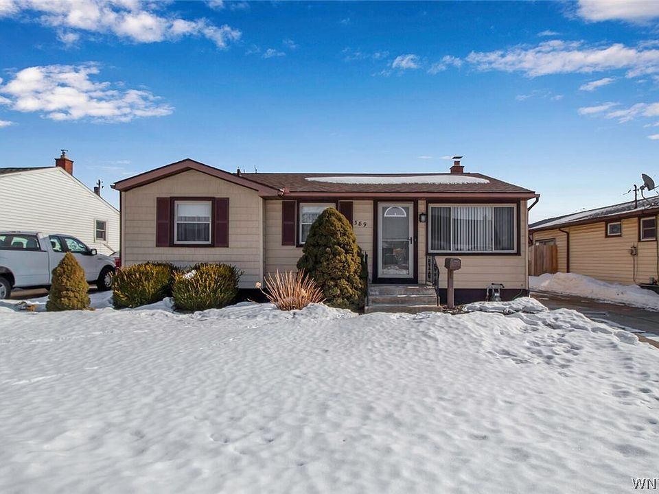 1st image of 389 McNaughton Ave