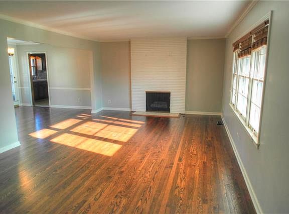 2nd image of 7716 Cherry St