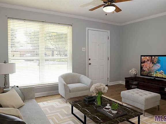 3rd image of 7164 Meadow Park Ave