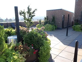 Rented by NY Space Finders Inc.