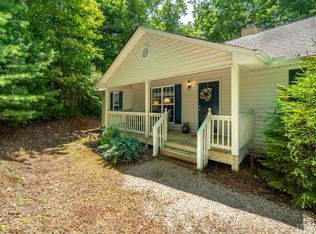 17 Laurel Dr, Sapphire, NC 28774