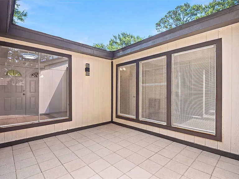19407 Enchantford Ct — Photo 37