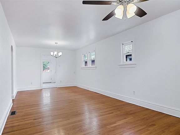 4th image of 7754 Morgan Ave