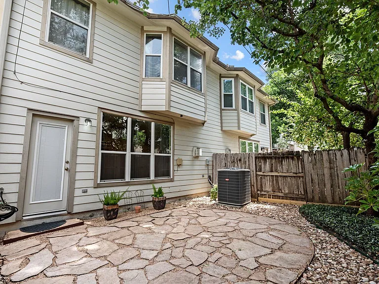 4223 Rose St — Photo 35