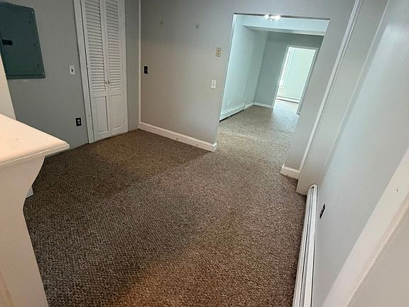 5th image of 21 Essex St APT 6