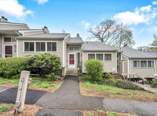 78 Shepards Knoll Dr #1, Hamden, CT 06514