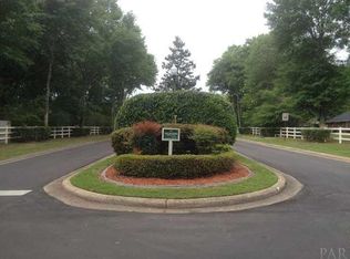 566 Tillage Dr, Cantonment, FL 32533