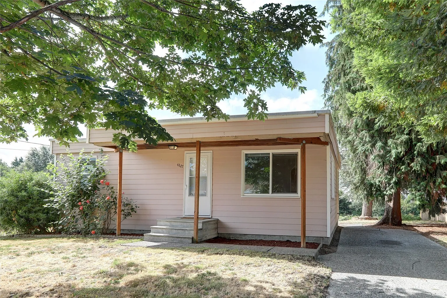 4627 S 125th Street photo 1