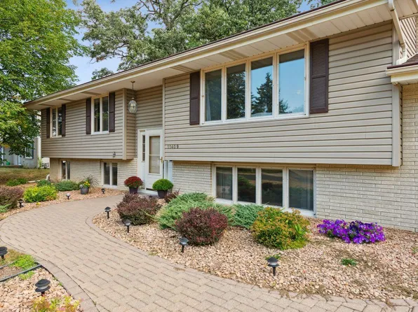 11409 Christansen Ct, Burnsville, MN 55337
