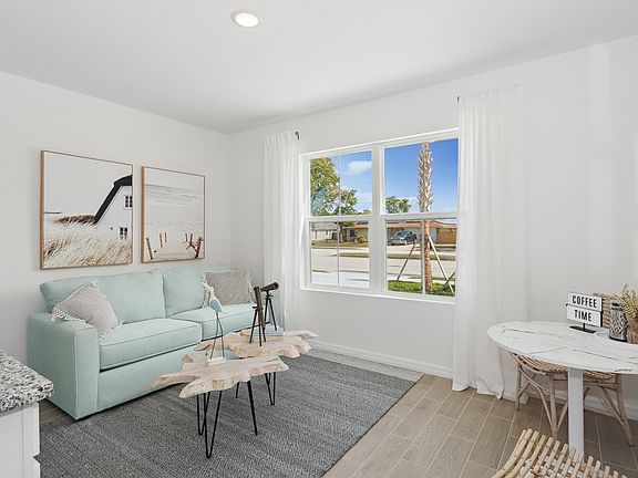 Extra Suite Plus living room