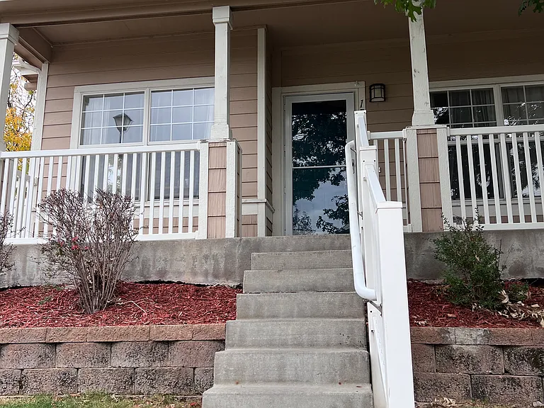 E Louisiana Dr — Photo 10