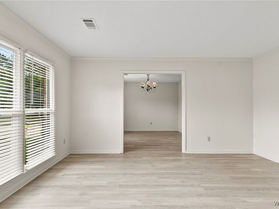 3rd image of 6145 Birchwood Ave