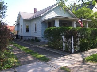 1053 Woodland St NE, Warren, OH