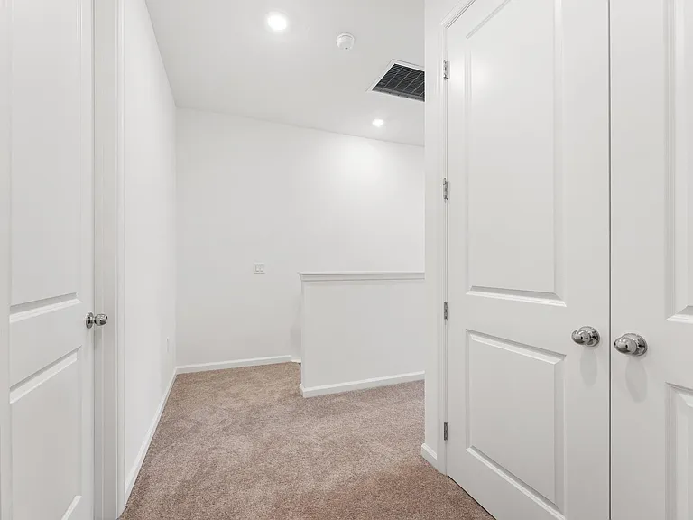 4315 Efendi Dr — Photo 38