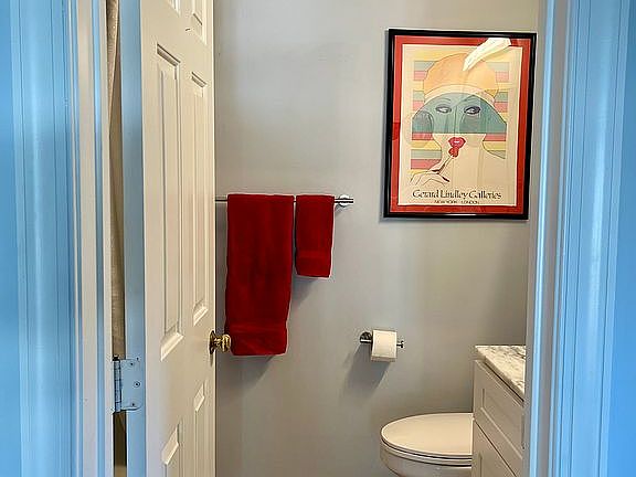 5th image of 3527 Ivy Commons Dr APT 301