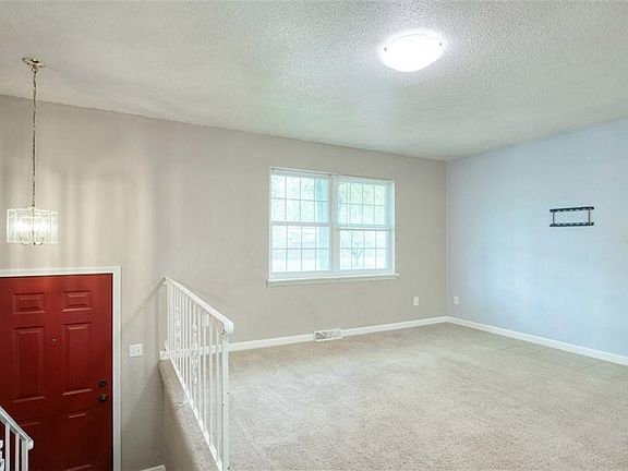 4th image of 917 SW Speas Dr