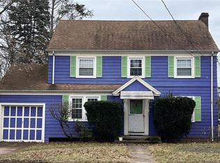 415 Bellevue Rd, New Haven, CT 06511