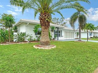 1316 Bottlebrush Dr, Bradenton, FL 34208