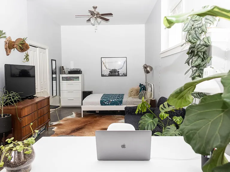 28 Dellwood St #B — Photo 3
