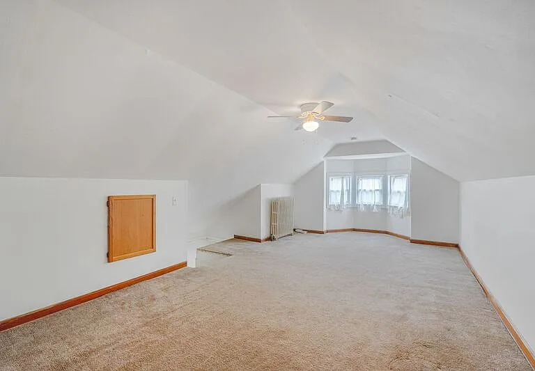 1004 Prince Edward St #2 — Photo 8