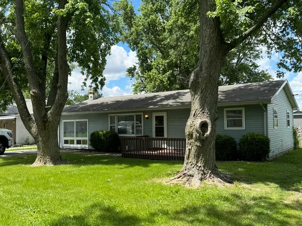 250 E Sherman St, Macon, IL 62544