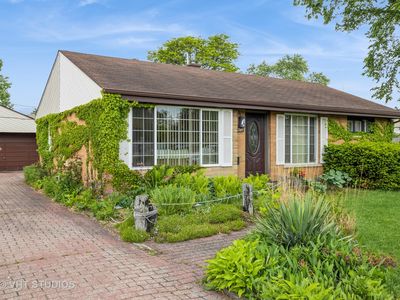 8349 W 82nd St, Oak Lawn, IL, 60458