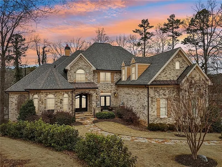 343 Summer Garden Dr — Photo 2