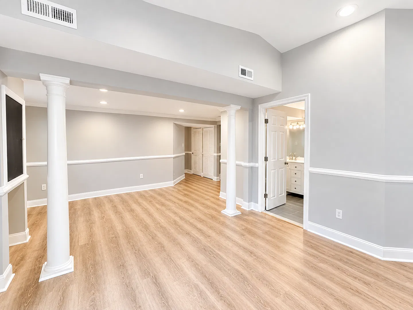 Single Family Home in Severna Park with large yard — Photo 3