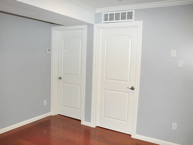 54 Sycamore St — Photo 4