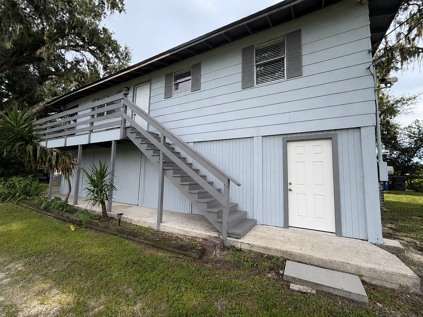 2 bed, 1000 sqft, $2,400 — Photo 2