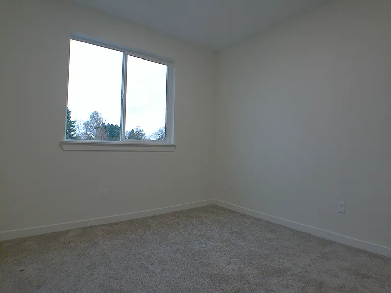528 S 7th St — Photo 30