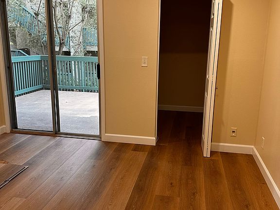 4th image of 576 N Bellflower Blvd Unit 120