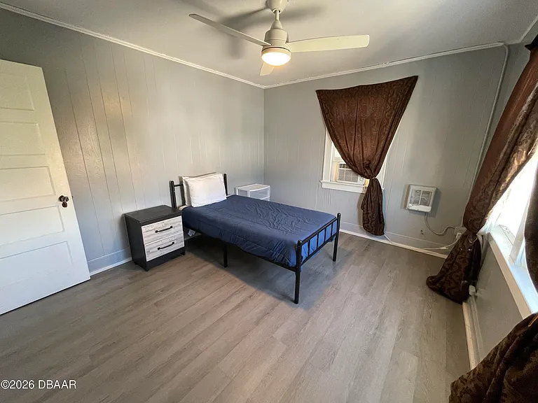 411 N Oleander Ave #5 — Photo 16
