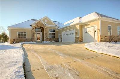 2nd image of 24554 Rolling Oak Dr
