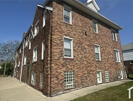 8000 Pilgrim St #A — Photo 11