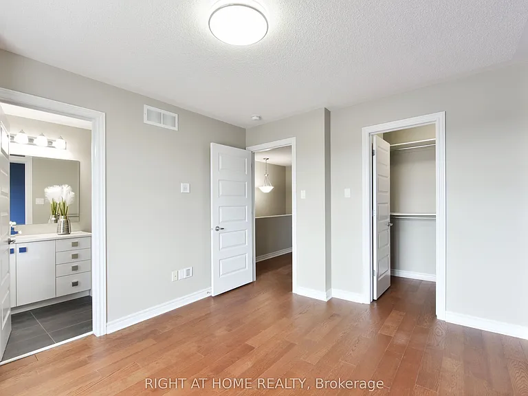520 Silvertip Ln — Photo 22