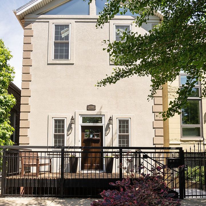 1st image of 1708 W Wabansia Ave