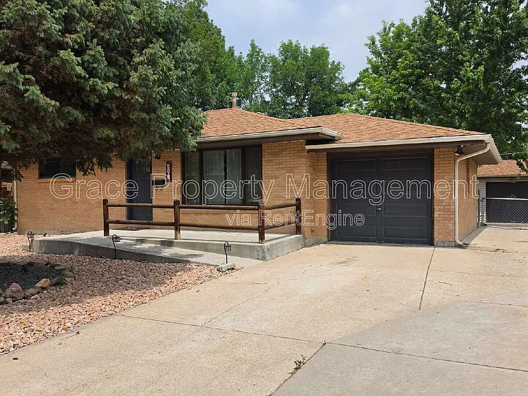 270 Beryl Way — Photo 1