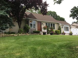 18 Bedle Rd, Hazlet, NJ 07730