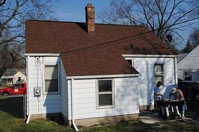 3rd image of 310 Garland St