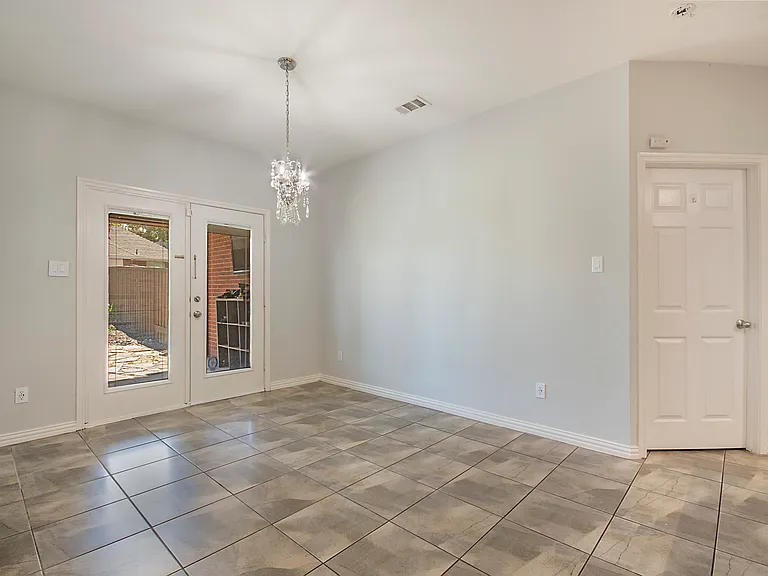 8172 Peacock Ln — Photo 14