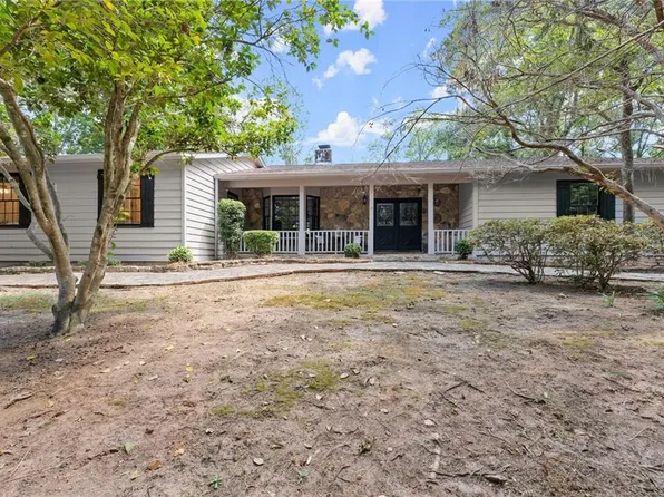 4015 Oak Harbour Dr, Gainesville, GA 30506